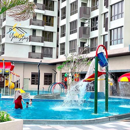 Seaview Poolview Cityview Baliresidence Video Game 5Minjonker ملقا المظهر الخارجي الصورة